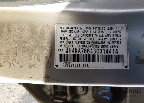 1995 Acura Legend L z USA, uszkodzony, nr VIN JH4KA7664SC014414